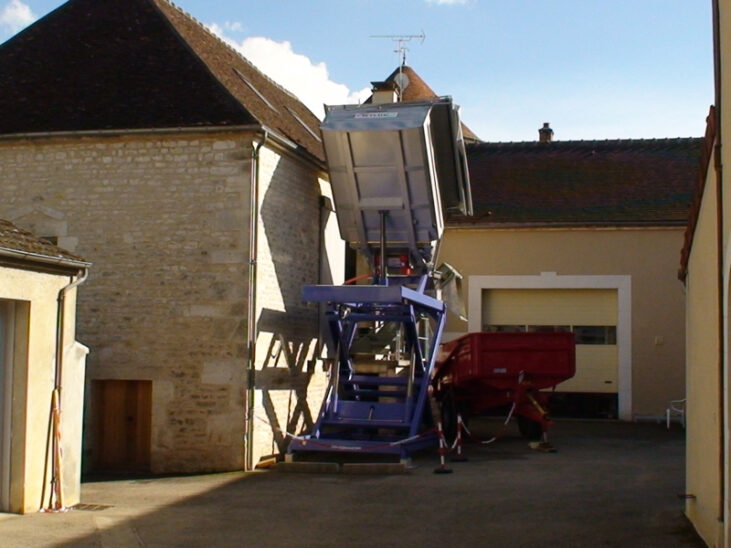 Conquêt élévateur à bec vibrant (STHIK) Sélestat 0