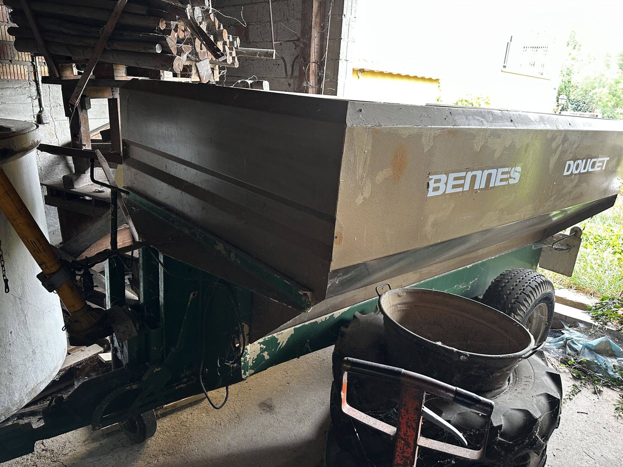 Benne Doucet 40hl &#8211; sortie directe Guebwiller 0