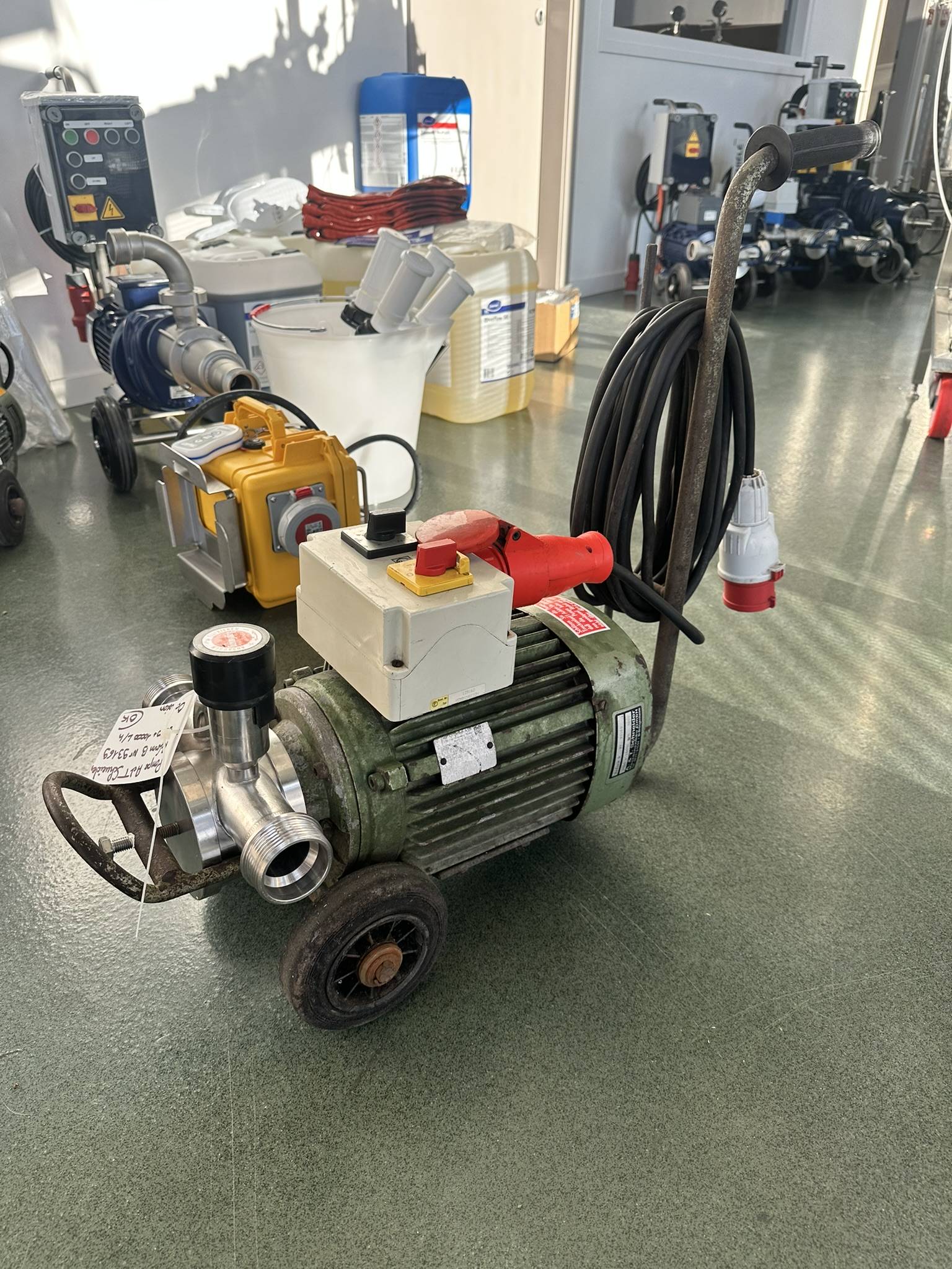 Pompe Schneider 2 vitesses 50/100hl/h reconditionnée Cernay 0